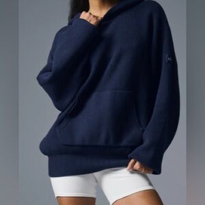 ALO SCHOLAR HOODED SWEATER NAVY